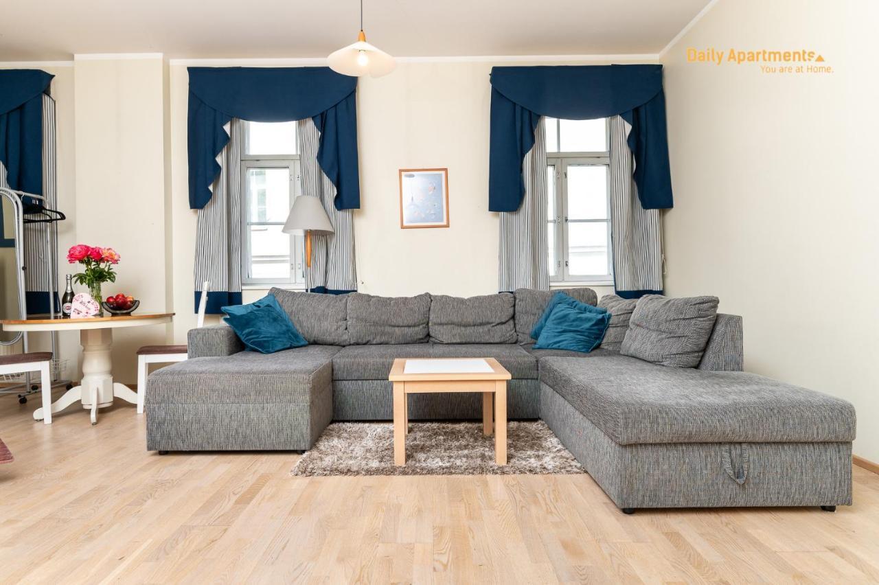 Daily Apartments - Apartment With Bath Tallinn Bagian luar foto