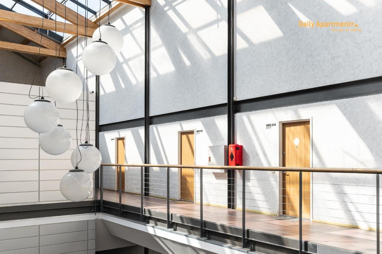 Daily Apartments - Apartment With Bath Tallinn Bagian luar foto